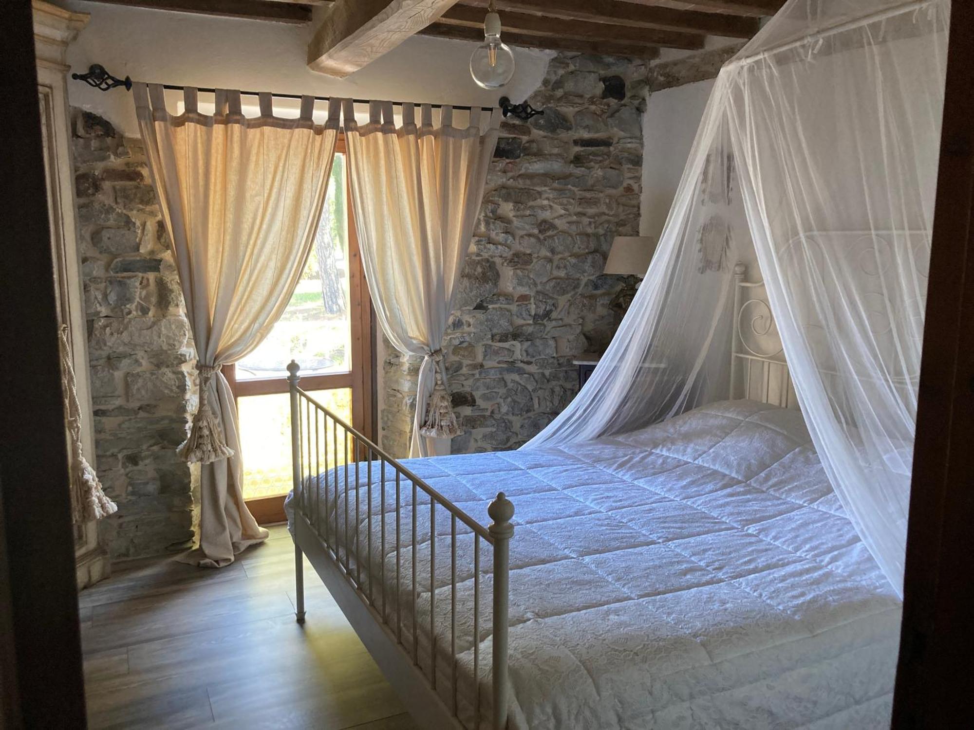Bed and Breakfast La Pecora E L Agnello Caprese Michelangelo Exterior foto