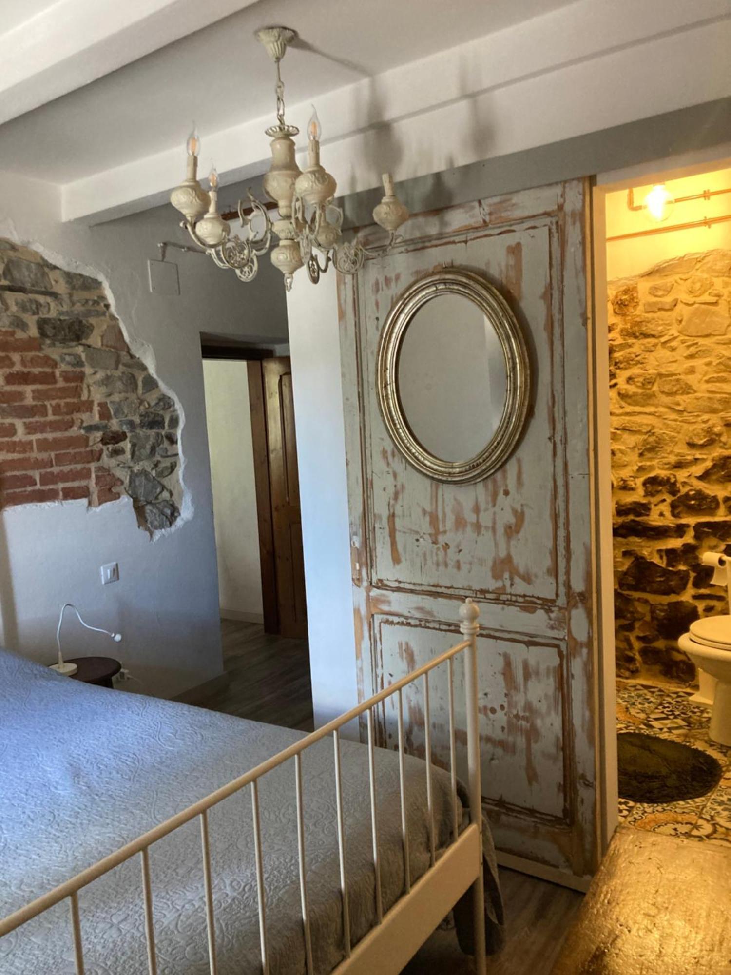 Bed and Breakfast La Pecora E L Agnello Caprese Michelangelo Exterior foto